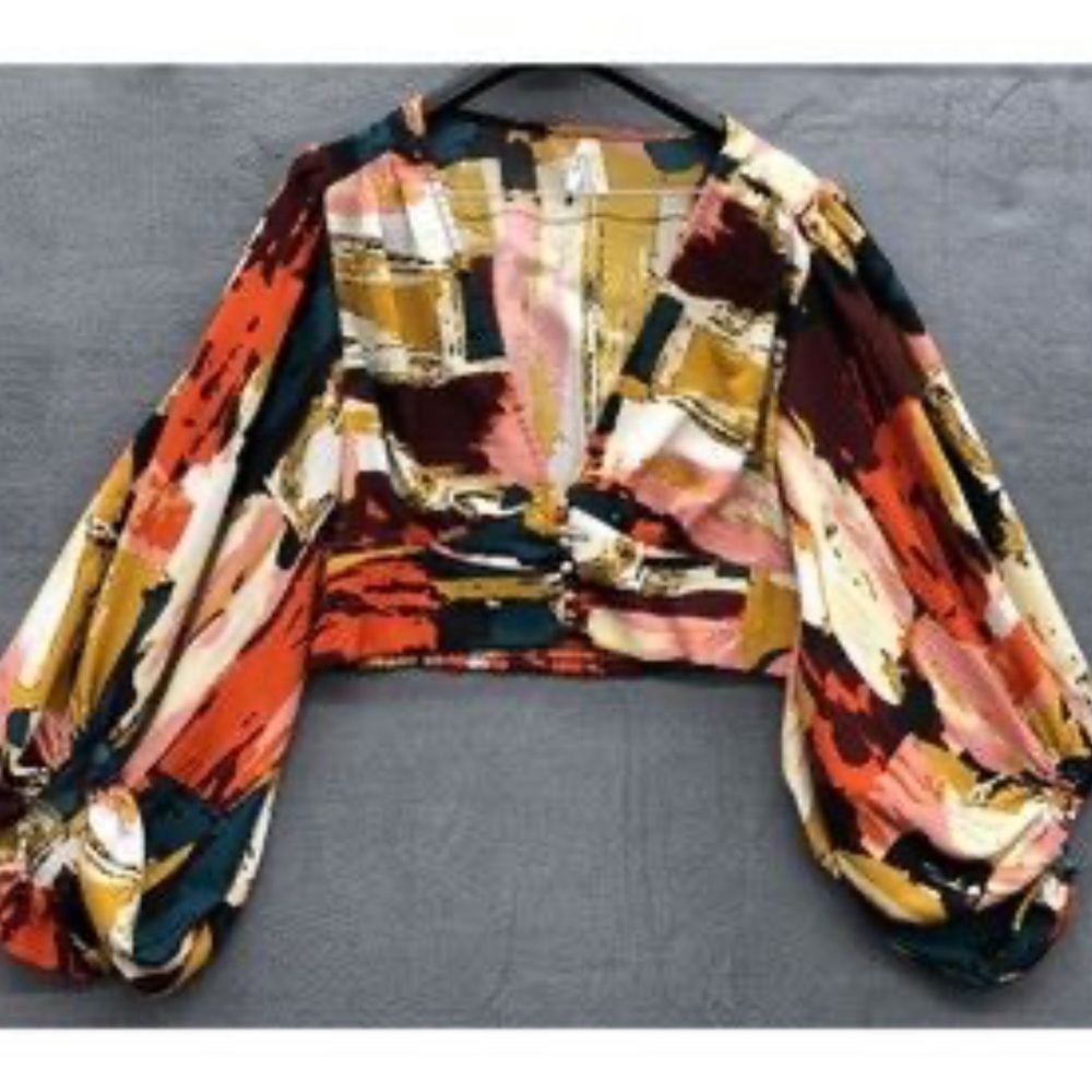Live 4 Truth,Poppin’ Abstract Print, Blouson Sleeves,Smocked Top,Size Med. - Picture 3 of 7